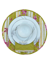 Load image into Gallery viewer, Mahi Round Reversible Table Placemats
