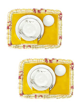 Load image into Gallery viewer, Suri Frill Table Placemats
