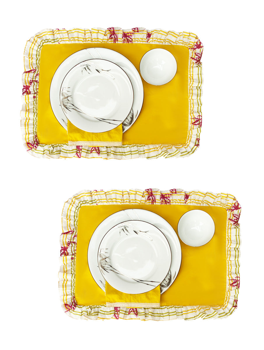 Suri Frill Table Placemats